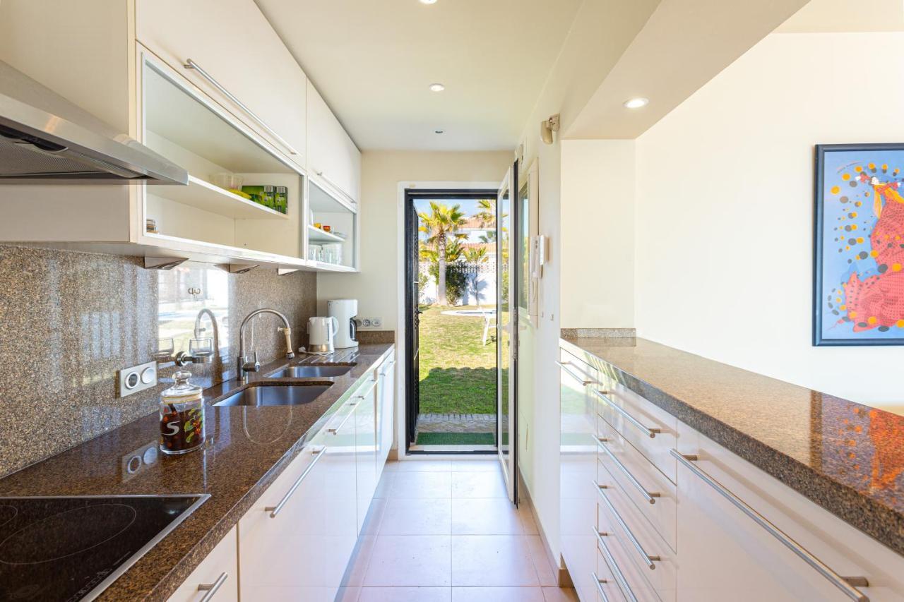 Charming Villa On The Seafront Marbella Luaran gambar
