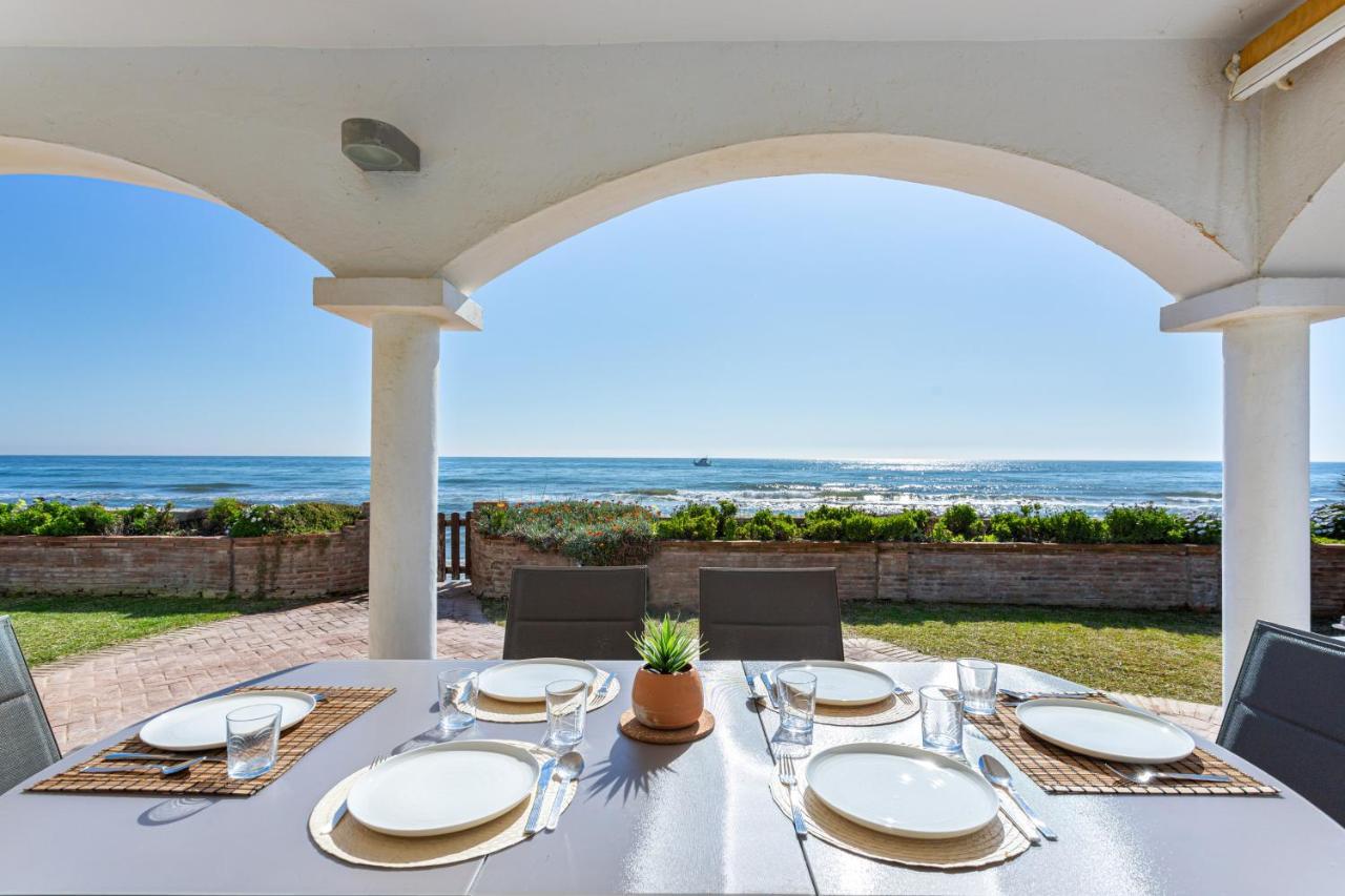 Charming Villa On The Seafront Marbella Luaran gambar