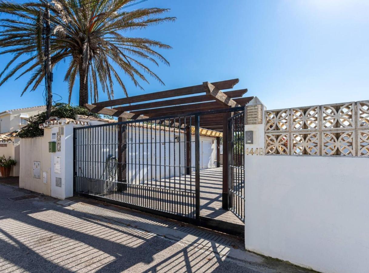 Charming Villa On The Seafront Marbella Luaran gambar