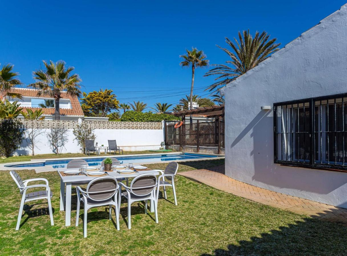 Charming Villa On The Seafront Marbella Luaran gambar